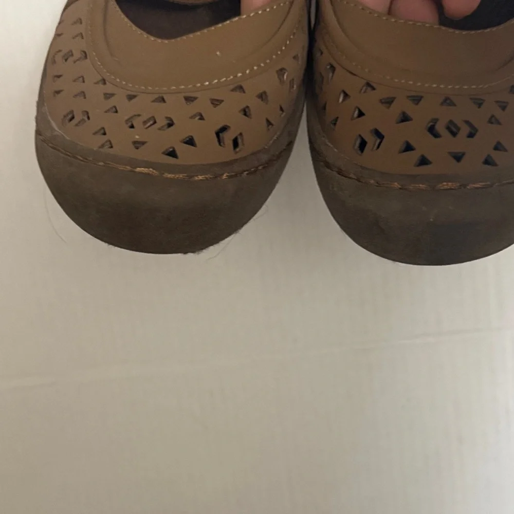 Muk Luks Sport Tan Women's Flats